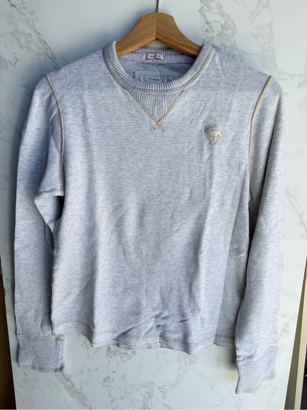 Vintage Y2K Abercrombie & Fitch Waffle Knit Sweatshirt Size S